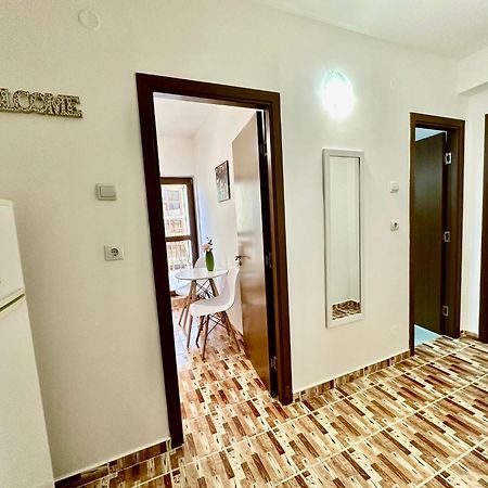 Apartament Novara 17 كرايوفا المظهر الخارجي الصورة
